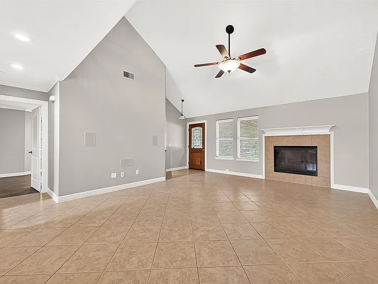 903 Sugarfield Ct — Photo 7