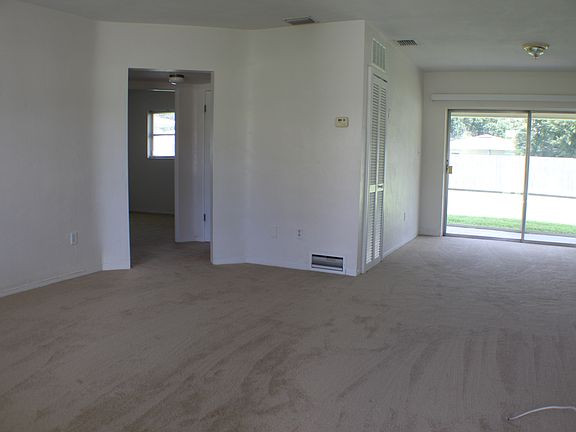 3rd image of 5801 4th Ave N