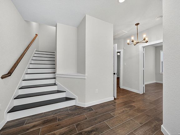 3rd image of 5843 Whitby UNIT 34