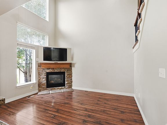5th image of 10434 S Sage Luigi Ct W
