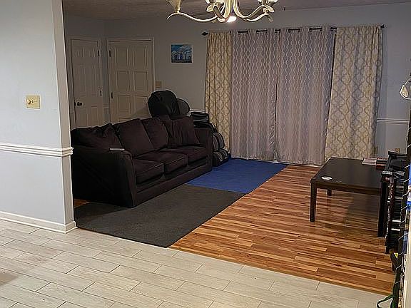 4th image of 2606 Western Ct