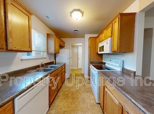 3220 C St #2B-1BA, Redding, CA 96002