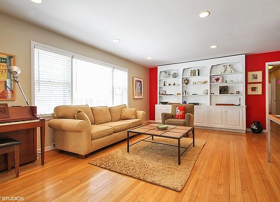 5th image of 3138 Walden Ln