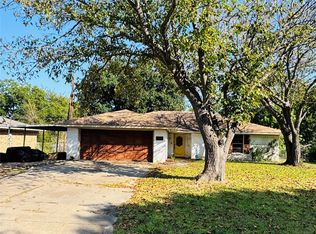 708 Meadow Ln, Mexia, TX 76667