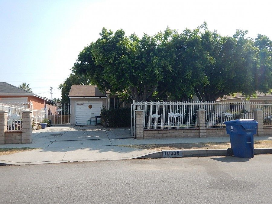 10338 Cayuga Ave, Pacoima, CA 91331 Zillow
