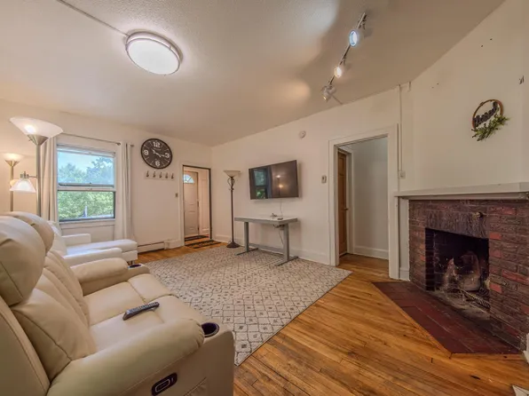 2394 Valentine Ave, Saint Paul, MN 55108