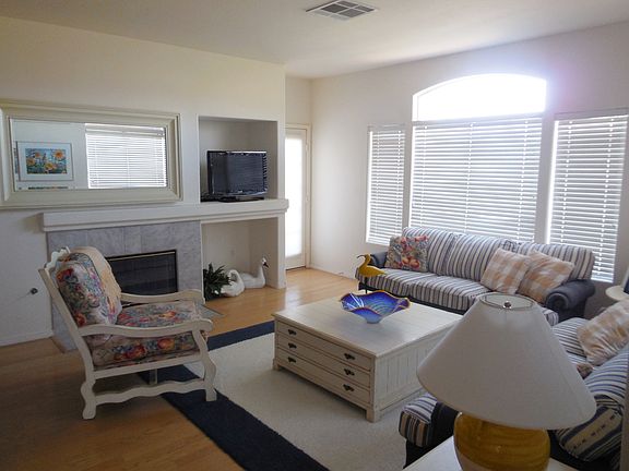 4th image of 112 Harbor View Dr #0