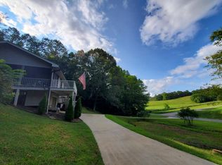 648 Jones Ridge Rd, Franklin, NC 28734