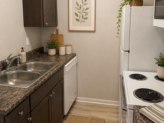 2nd image of 3700 Martin Luther King Blvd #3720-13