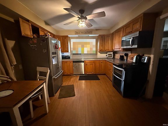 3rd image of 308 W Central Ave