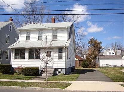 1st image of 131 Burnett Ave