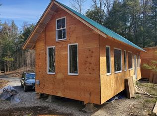 31 Hall Bridge Rd, Bellows Falls, VT 05101