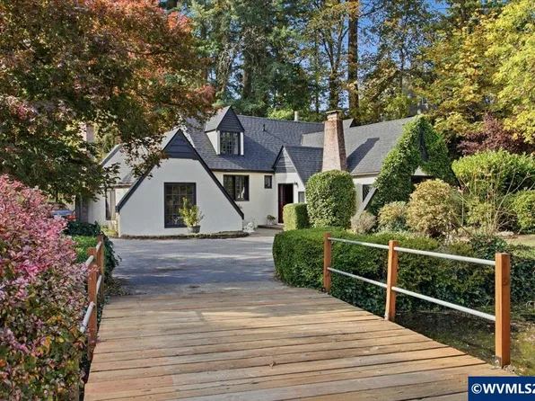 3281 Croisan Creek Rd S, Salem, OR 97302