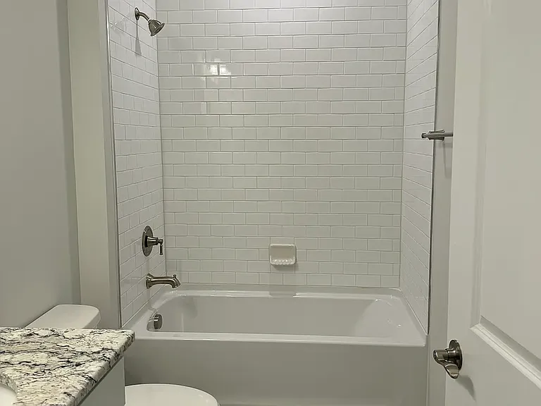 1424 Rhodes Pond St — Photo 9