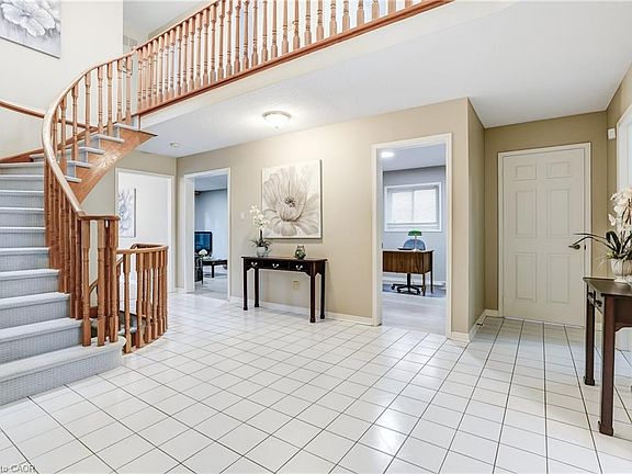 3rd image of 4217 Schneider Ct