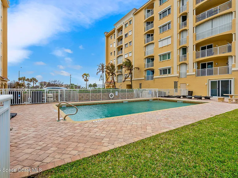 1095 Highway A1A #2502 — Photo 68