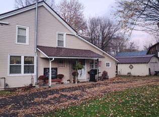 876 Canada Rd, Covington, PA 16917