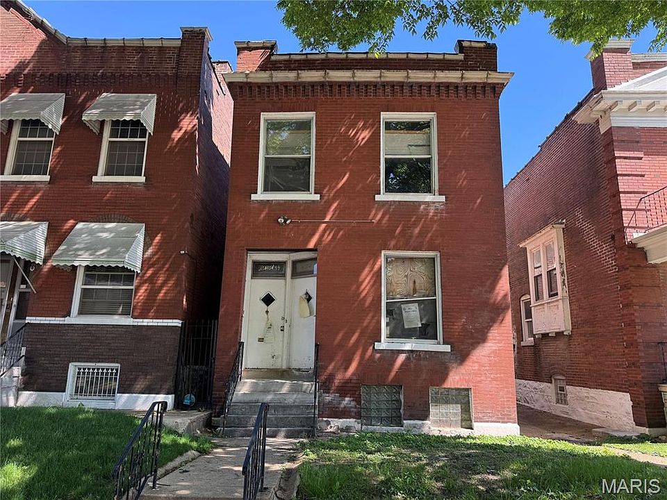 1st image of 2833 Sidney St