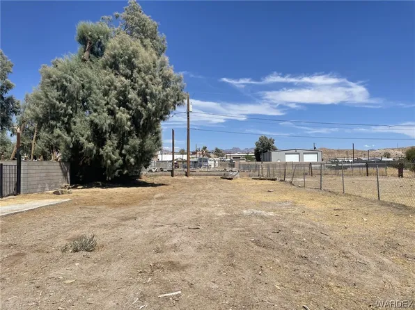 396 River Glen Dr, Bullhead City, AZ 86429