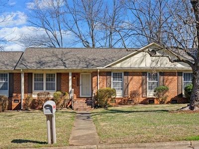 2226 Meloine Ln, Greensboro, NC, 27407