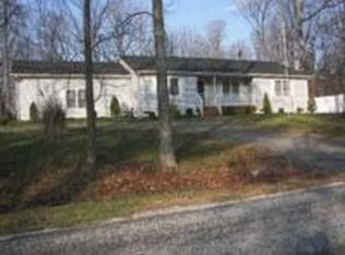 90 Bay Pointe Dr, Montross, VA 22520