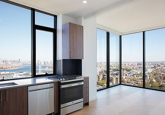 3rd image of 196 Willoughby St Penthouse K