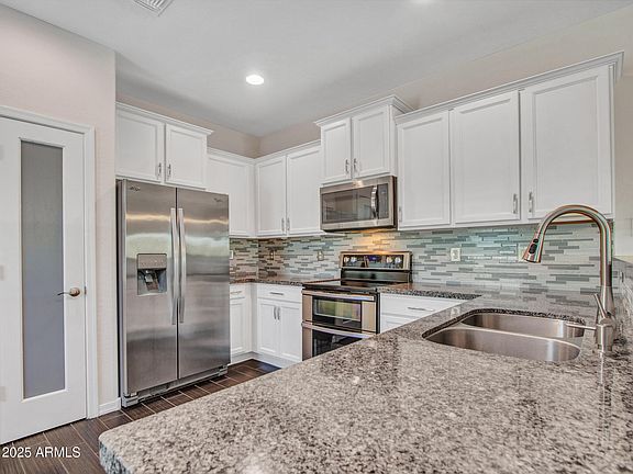 2nd image of 22419 W LA PASADA Boulevard