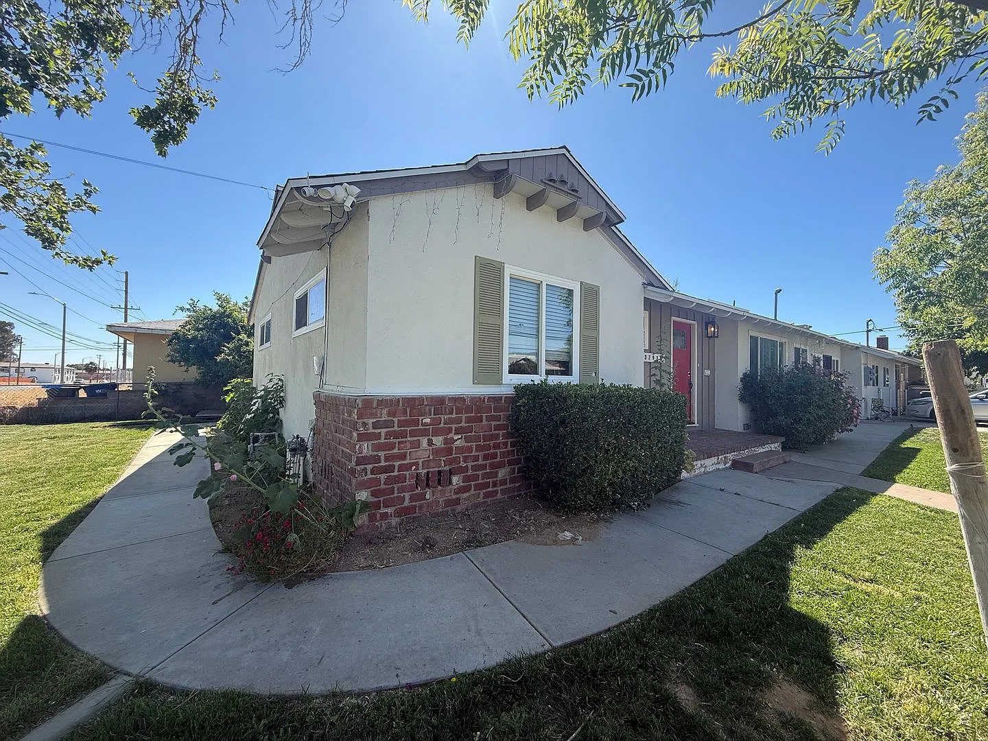 AV T 37938 — Photo 2