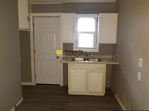 2nd image of 3719 Hillside Ave