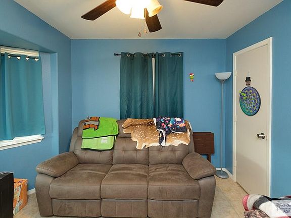 3rd image of 24832 Nelson Rd