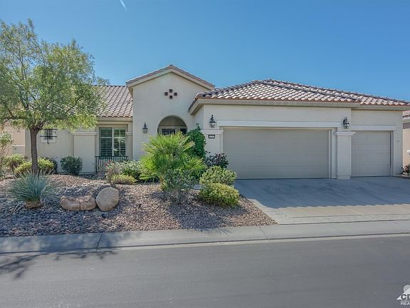3rd image of 80749 Camino Santa Elise