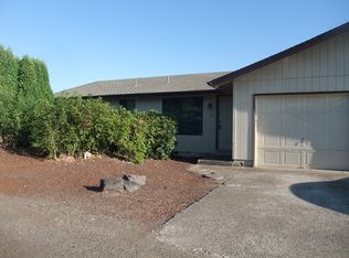 141 Waverly Dr SE, Albany, OR 97321