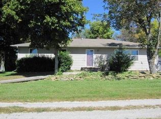 4657 Montana Rd, Ottawa, KS 66067