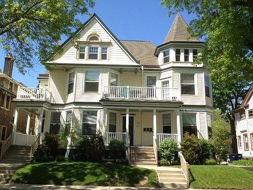 1st image of 2410 E Park Pl
