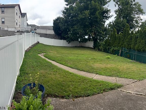 5th image of 100 Hancox Ave