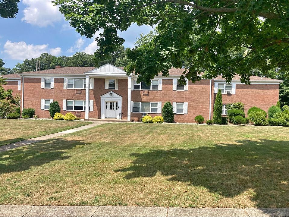 1st image of 24 Rolling Ridge Rd #24C