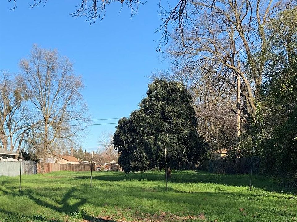 1st image of 624 Lindsay Ave