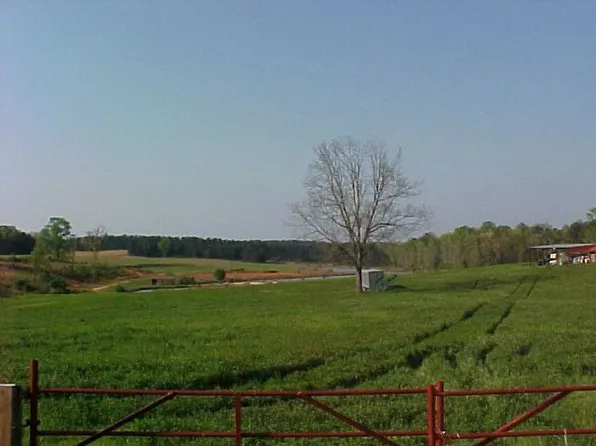 2668 Bartley Rd, Lagrange, GA 30240