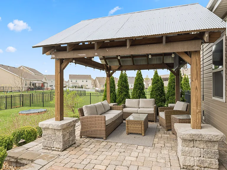 3456 Harbor Crossing Dr — Photo 41