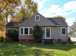 558 Harding Rd, Zanesville, OH 43701