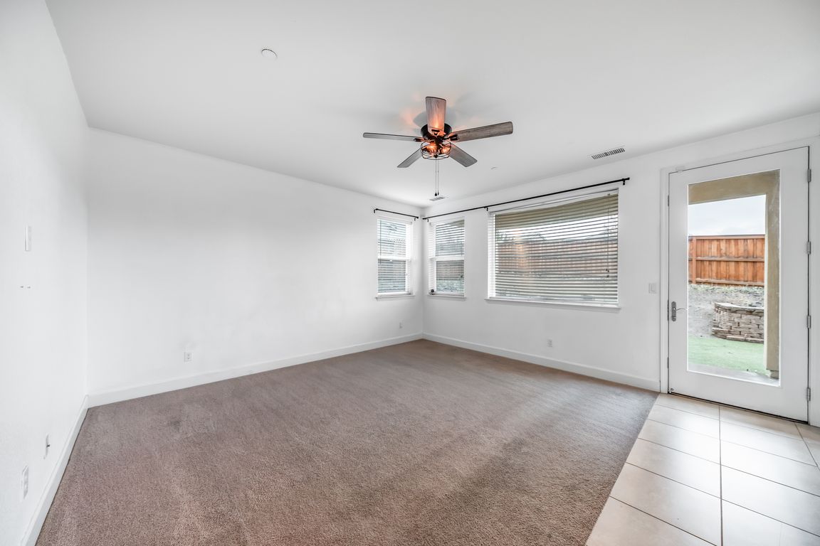 next background image