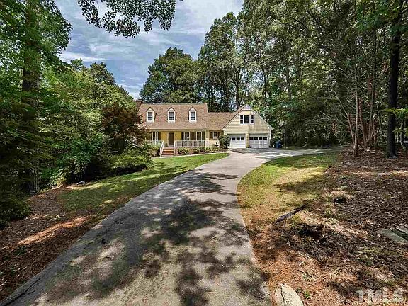 2nd image of 501 Sloping Hill Ln