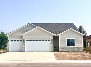 1545 Magpie Gulch St, Montrose, CO 81401