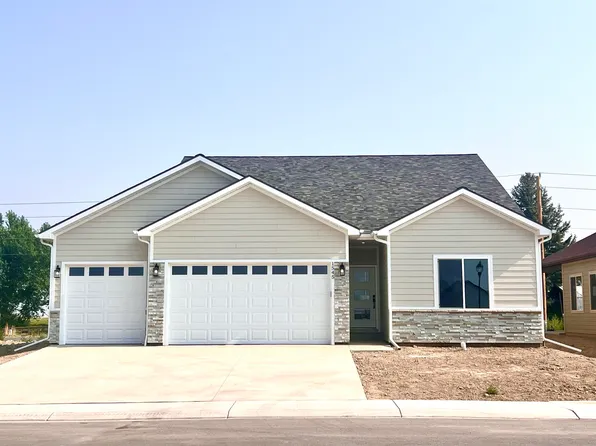 1545 Magpie Gulch St, Montrose, CO 81401