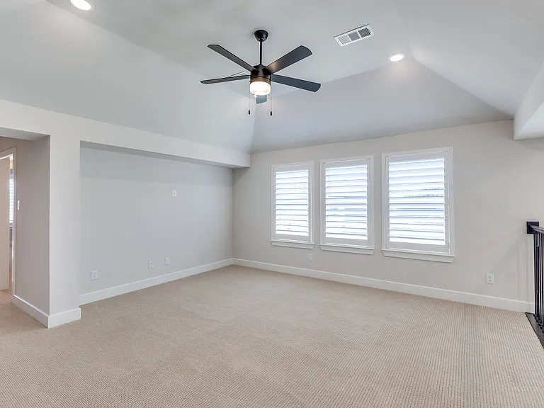 15522 Cormorant St — Photo 18