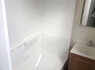 129 Locust St APT 2E, Waterbury, CT 06704