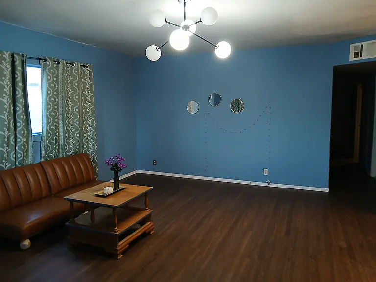 1304 Dewey Ln — Photo 13