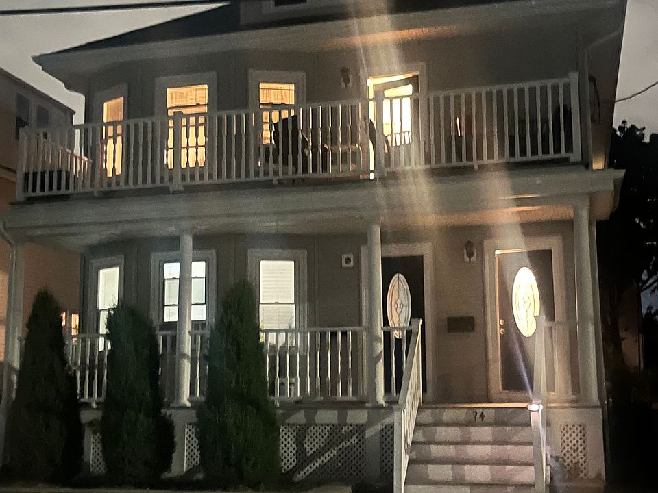 1st image of 24 Paine St #2