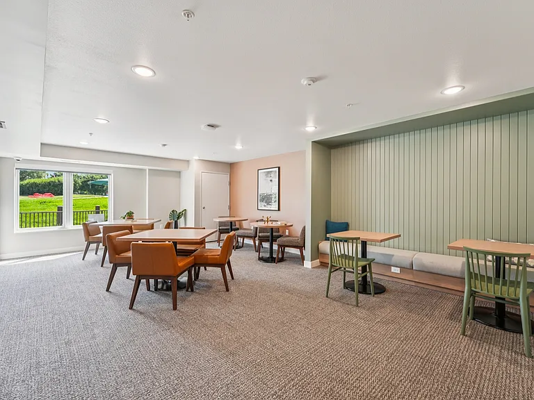 180 W Burnsville Pkwy — Photo 12