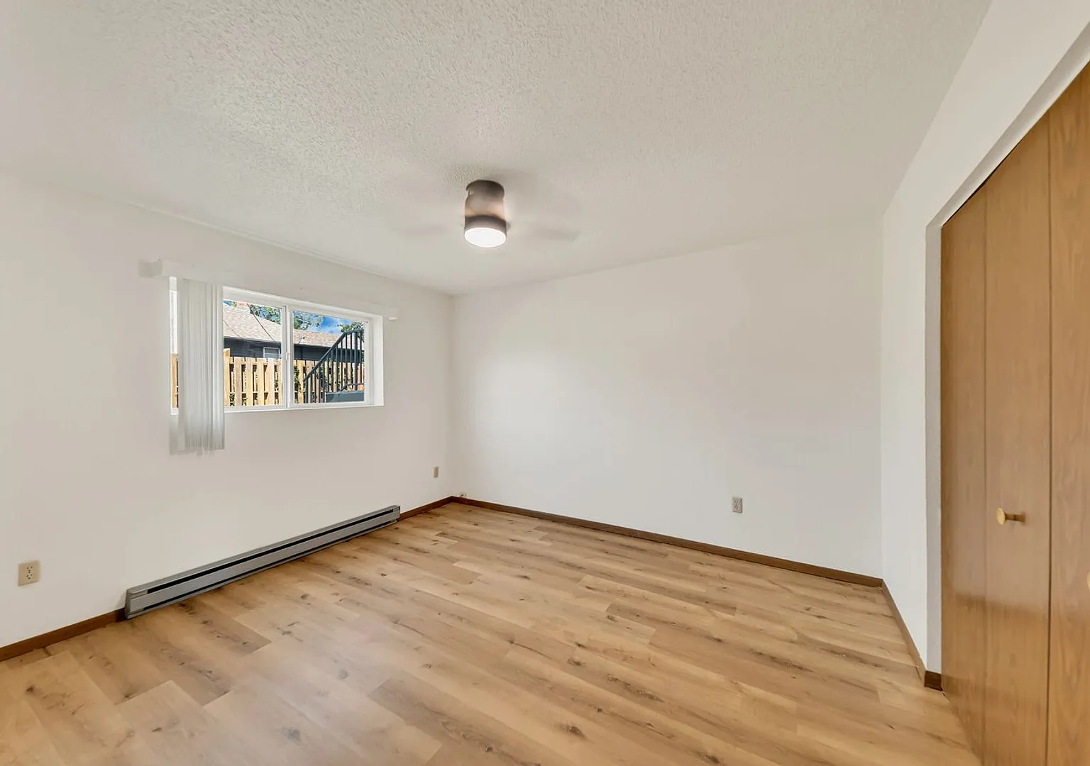 Dakota Drive Apartments — Photo 2